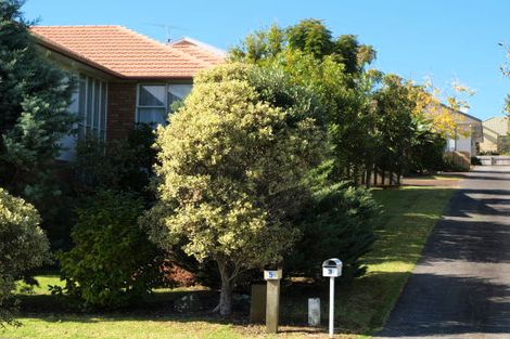 Photo of property in 5 Matterhorn Crescent, Northpark, Auckland, 2013