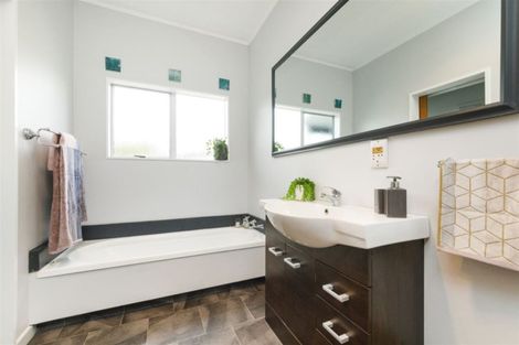 Photo of property in 260 Cambridge Avenue, Ashhurst, 4810