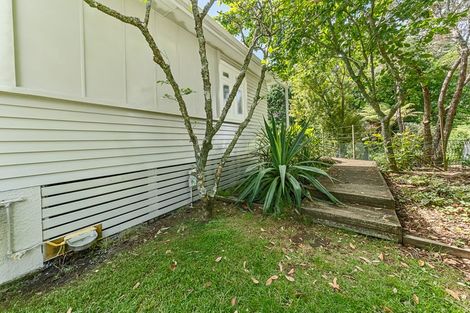 Photo of property in 35 Fernleigh Street, Ferndale, New Plymouth, 4310