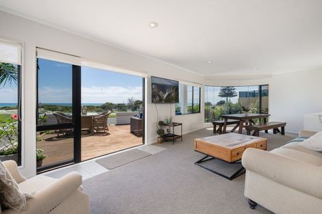 Photo of property in 206b Marine Parade, Mount Maunganui, 3116