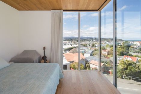 Photo of property in 6 Crawford Road, Kilbirnie, Wellington, 6022