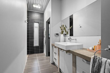 Photo of property in 9 Durmast Court, Cambridge, 3434