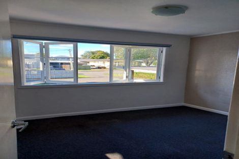 Photo of property in 3 Sandleigh Road, Hamilton Lake, Hamilton, 3204