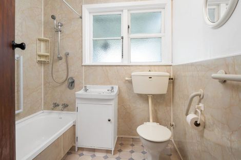 Photo of property in 32 Litchfield Street, Redwoodtown, Blenheim, 7201