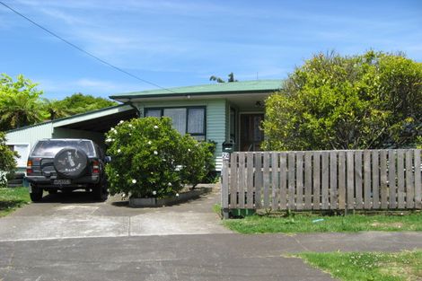 Photo of property in 24 Toatoa Place, Mangere Bridge, Auckland, 2022