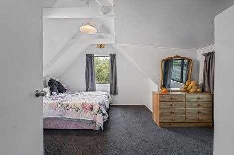 Photo of property in 92 Heta Road, Highlands Park, New Plymouth, 4312