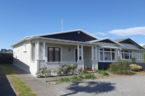 Photo of property in 5 Georges Drive, Napier South, Napier, 4110