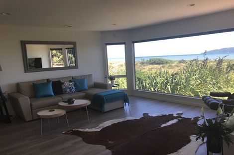 Photo of property in 49 Manly Street, Paraparaumu Beach, Paraparaumu, 5032