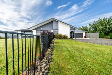 Photo of property in 7 Majestic Chance, Seaward Bush, Invercargill, 9812