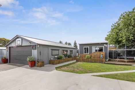 Photo of property in 122 Harlech Street, Mayfair, Hastings, 4122