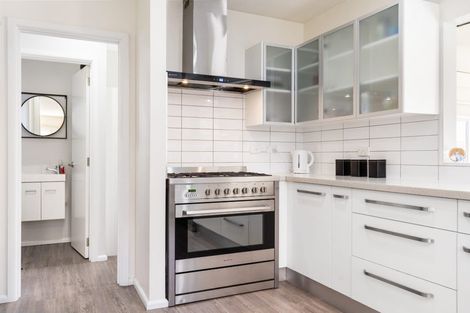 Photo of property in 35 Dunster Street, Burnside, Christchurch, 8053