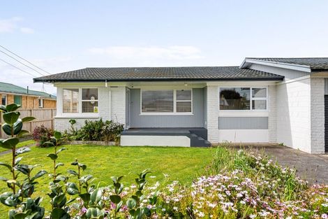 Photo of property in 1 Kingsley Street, St Andrews, Hamilton, 3200