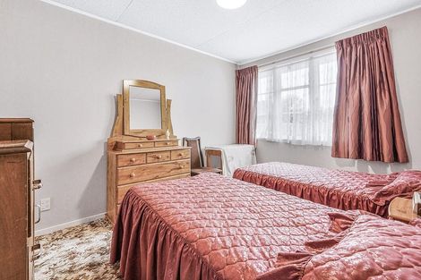 Photo of property in 22 Paul Crescent, Fairfield, Hamilton, 3214