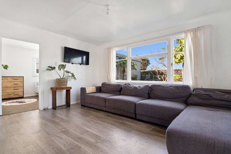 Photo of property in 1/32 Waterview Road East, Papakura, 2112