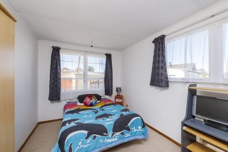 Photo of property in 4 Jackson Avenue, Highbury, Palmerston North, 4412