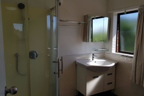 Photo of property in 65 Kurnell Drive, Botany Downs, Auckland, 2010