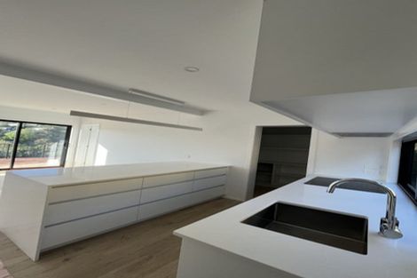 Photo of property in 25 Ocean Road, Surfdale, Waiheke Island, 1081