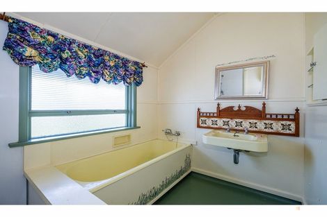 Photo of property in 165 High Street, Waimate, 7924