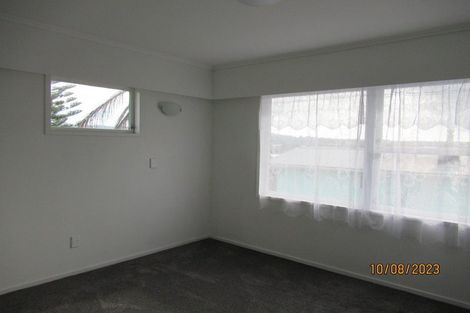 Photo of property in 55a View Road, Henderson, Auckland, 0612