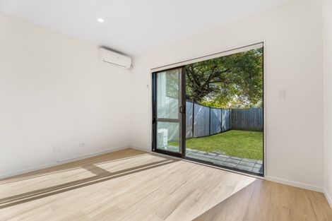 Photo of property in 13 Eileen Newey Place, Henderson, Auckland, 0612