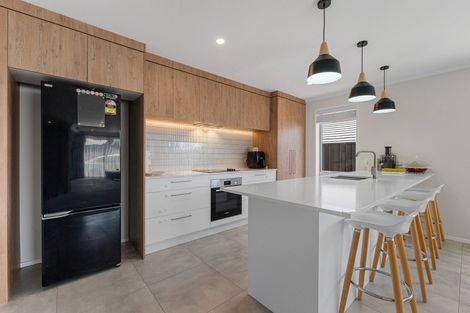 Photo of property in 4 Ash Lane, Omokoroa, 3114