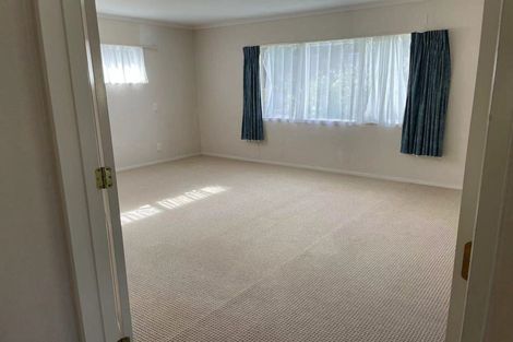 Photo of property in 28 Santa Ana Drive, Dannemora, Auckland, 2016