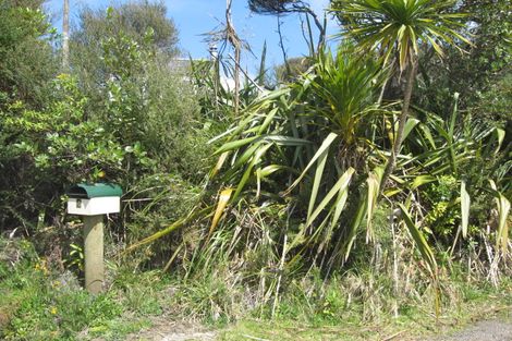 Photo of property in 4 Log Race Road, Piha, New Lynn, 0772