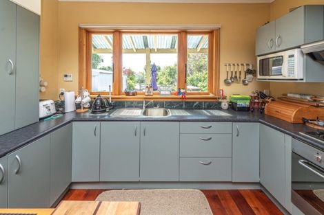 Photo of property in 18 Field Street, Aramoho, Whanganui, 4500