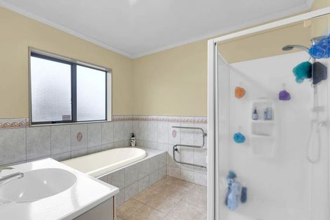 Photo of property in 1 Grasmere Court, Huntington, Hamilton, 3210