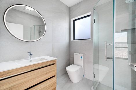 Photo of property in 7 Awa Avenue, Helensville, 0800