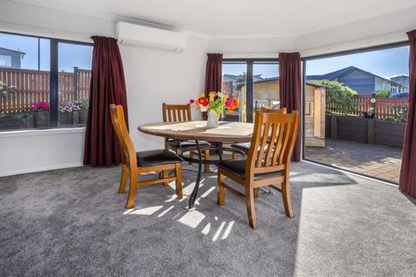 Photo of property in 14 Nelson Avenue, Aotea, Porirua, 5024