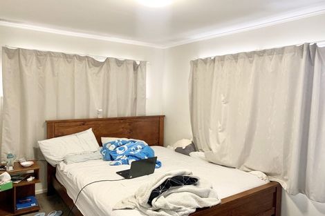 Photo of property in 33 Diana Drive, Glenfield, Auckland, 0627