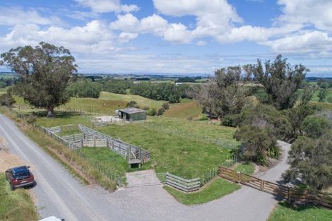 Photo of property in 137 Knorp Street, Halcombe, Feilding, 4779