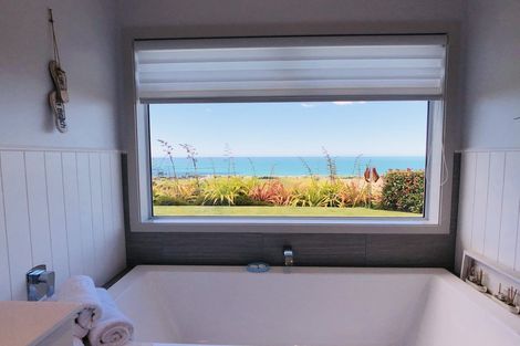 Photo of property in 761 Main North Road, Bay View, Napier, 4182