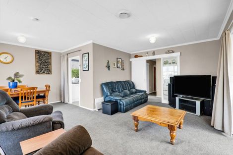 Photo of property in 18 Saxton Road, Upper Vogeltown, New Plymouth, 4310