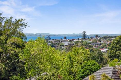 Photo of property in 11 Elmira Place, Browns Bay, Auckland, 0630