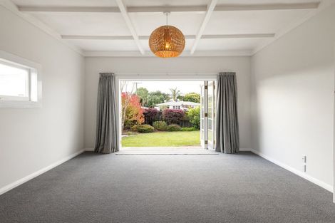 Photo of property in 11 Winter Street, Fairfield, Hamilton, 3214