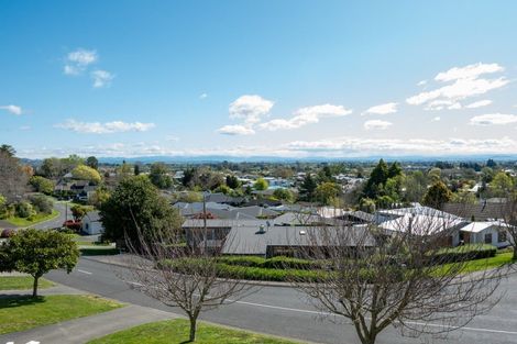 Photo of property in 15 Iona Road, Havelock North, 4130