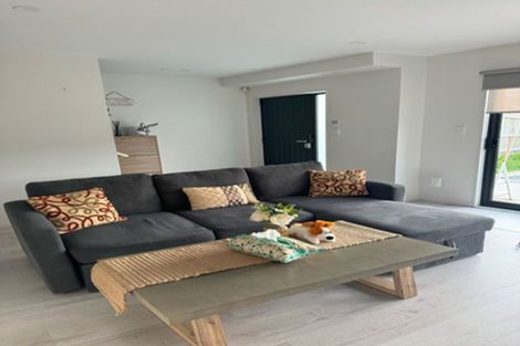 Photo of property in 7b Poruru Close, Papakura, 2110