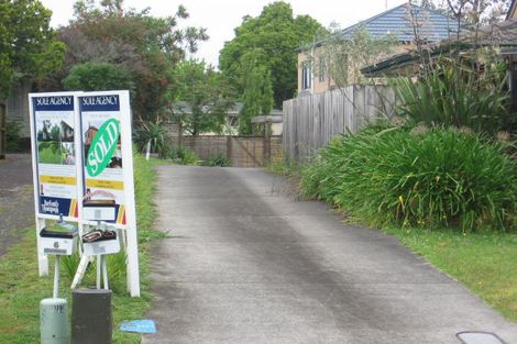 Photo of property in 8a Pixie Place, Pakuranga Heights, Auckland, 2010