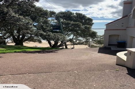 Photo of property in 15a Joan Street, Point Chevalier, Auckland, 1022