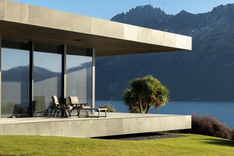 Photo of property in 32 Vista Terrace, Wye Creek, Queenstown, 9371