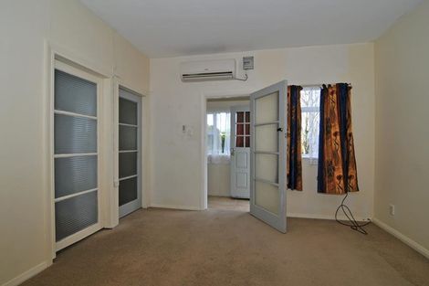 Photo of property in 18 Hoggard Street, Vogeltown, Wellington, 6021