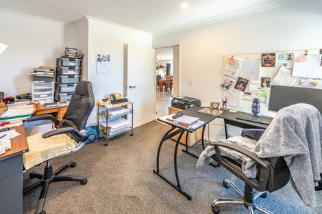 Photo of property in 15 Jackson Street, College Estate, Whanganui, 4500