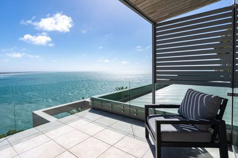 Photo of property in 18 Whitewash Head Road, Scarborough, Christchurch, 8081