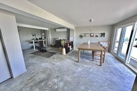 Photo of property in 438 The Esplanade, Island Bay, Wellington, 6023