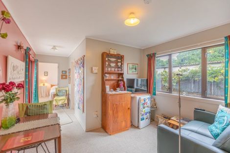 Photo of property in 76 Meeanee Quay, Westshore, Napier, 4110