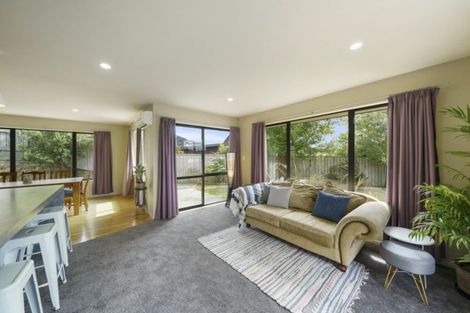 Photo of property in 22 Aotea Drive, Aotea, Porirua, 5024