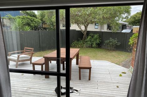 Photo of property in 89 Queens Road, Waikanae Beach, Waikanae, 5036