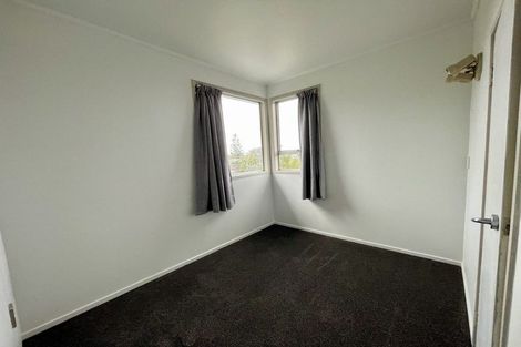 Photo of property in 42b Hogans Road, Glenfield, Auckland, 0629